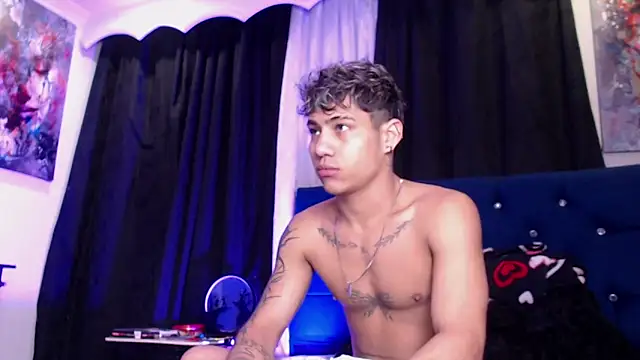 Sexys Boys Hot1 online show from 26, 5, 2026