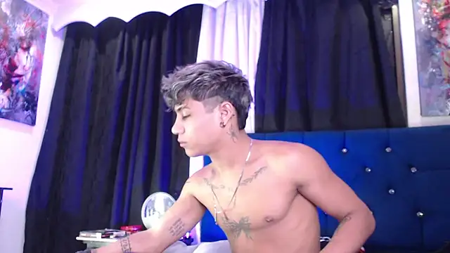 Sexys Boys Hot1 online show from 27, 5, 2026