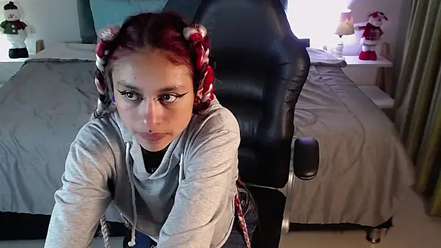 Snapshot of Kat_cute_ chatting on 23, 12, 2024 Kat cute online show from 23, 12, 2024