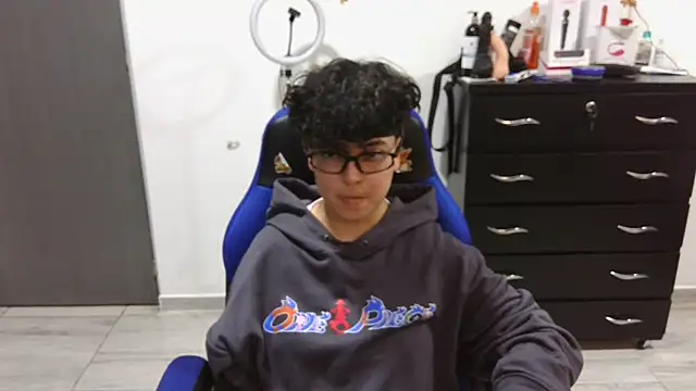 thomascooper7 online show from 28, 1, 2025