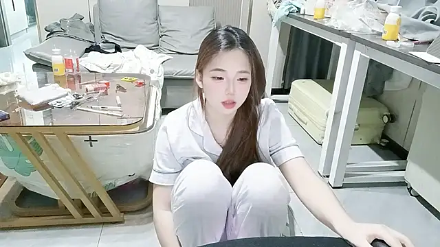 MM YY SS online show from 15, 10, 2025