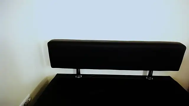 LaimaV  online show from 20, 10, 2025