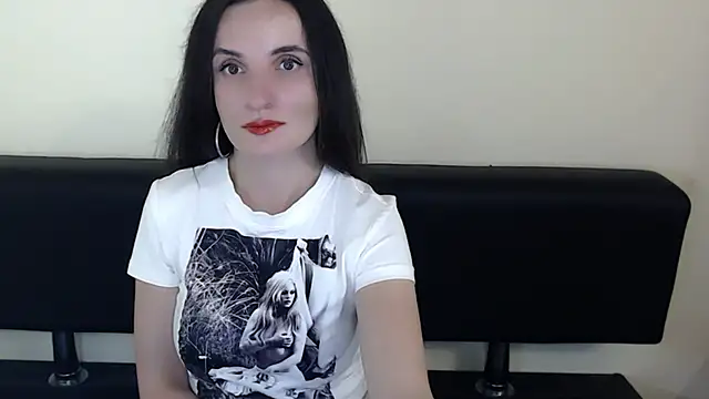 Snapshot of LaimaV_ chatting on 21, 6, 2026 LaimaV online show from 21, 6, 2026