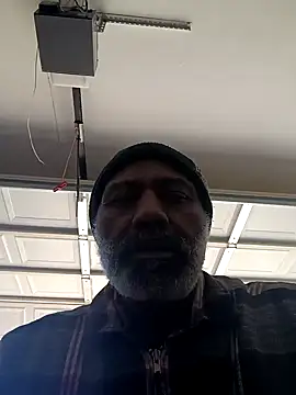 Snapshot of yasohw chatting on 5, 1, 2025 yasohw online show from 5, 1, 2025