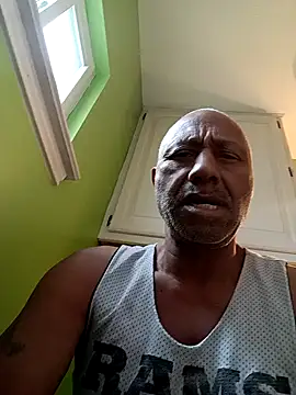 Snapshot of yasohw chatting on 28, 11, 2025 yasohw online show from 28, 11, 2025