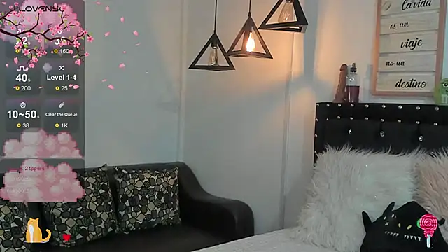 Snapshot of meow_mota chatting on 8, 3, 2025 meow mota online show from 8, 3, 2025