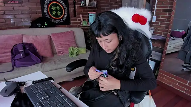 Snapshot of meow_mota chatting on 20, 9, 2025 meow mota online show from 20, 9, 2025