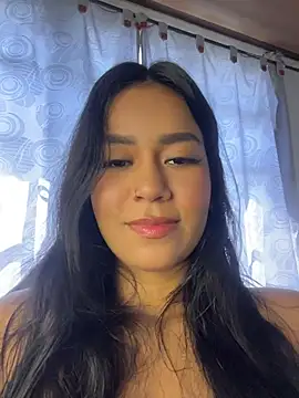 Snapshot of ALANAH_KITTY chatting on 24, 7, 2026 ALANAH KITTY online show from 24, 7, 2026