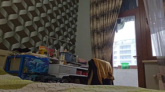 AlejandraDelaney online show from 6, 12, 2024