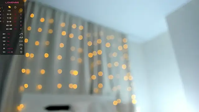 OttilieBurruss online show from 9, 3, 2025