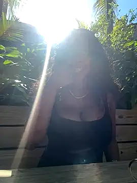 Snapshot of miamiworld chatting on 21, 12, 2025 miamiworld online show from 21, 12, 2025