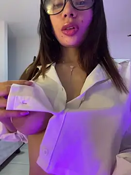 adop me   online show from 23, 10, 2025