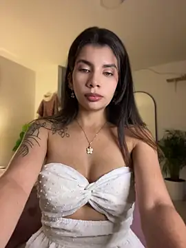 Snapshot of adop_me__ chatting on 9, 4, 2026 adop me online show from 9, 4, 2026