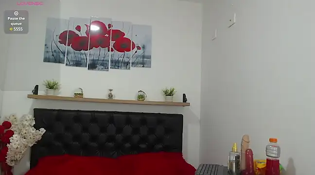 lily f00x online show from 12, 1, 2025