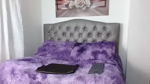 lily f00x online show from 11, 2, 2025