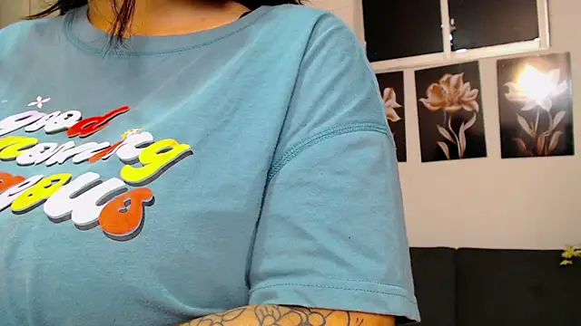 Snapshot of lily_f00x chatting on 14, 2, 2026 lily f00x online show from 14, 2, 2026