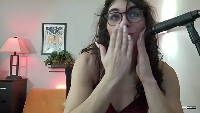 Snapshot of transbate chatting on 12, 1, 2025 transbate online show from 12, 1, 2025