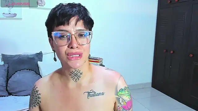 Snapshot of KatInk chatting on 5, 12, 2024 KatInk online show from 5, 12, 2024