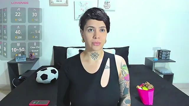 Snapshot of KatInk chatting on 12, 2, 2025 KatInk online show from 12, 2, 2025