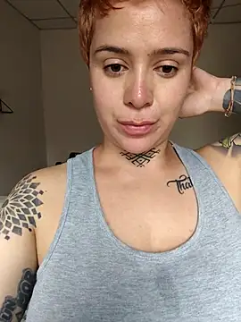 Snapshot of KatInk chatting on 15, 9, 2025 KatInk online show from 15, 9, 2025