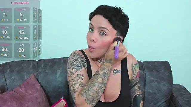 Snapshot of KatInk chatting on 25, 10, 2025 KatInk online show from 25, 10, 2025