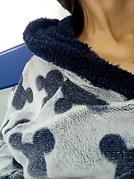 Luci And Sofi online show from 15, 2, 2026