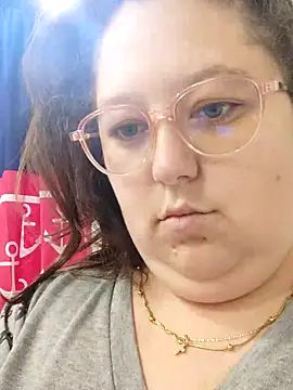 Chloee ep online show from 25, 2, 2025