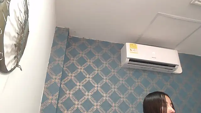 Snapshot of violeta_cute18 chatting on 13, 2, 2025 violeta cute18 online show from 13, 2, 2025