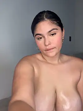 Snapshot of Sarasweet_sex chatting on 28, 4, 2026 Sarasweet sex online show from 28, 4, 2026