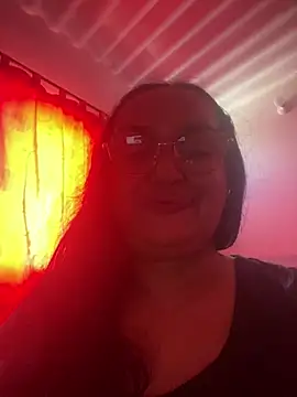 Gia Nahomi online show from 10, 1, 2025