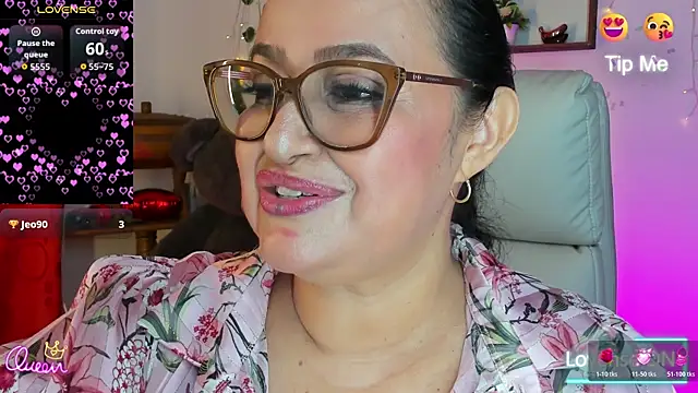 Gia Nahomi online show from 18, 4, 2026