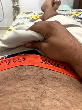 Snapshot of VouchingLagging chatting on 3, 10, 2025 VouchingLagging online show from 3, 10, 2025