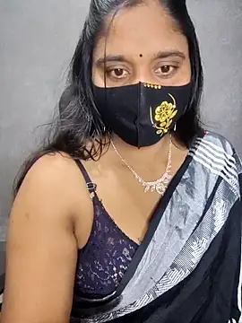 Hot Maleka online show from 8, 9, 2025