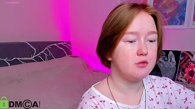 Sara Robinson online show from 23, 10, 2025