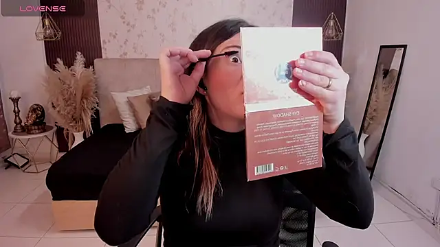 DanaaRey online show from 7, 1, 2026