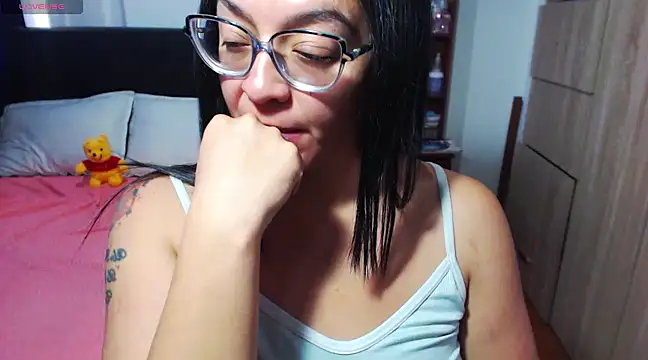 Snapshot of miia-big1boobs_ chatting on 16, 12, 2024 miia-big1boobs online show from 16, 12, 2024