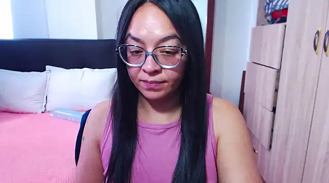 Snapshot of miia-big1boobs_ chatting on 26, 12, 2024 miia-big1boobs online show from 26, 12, 2024