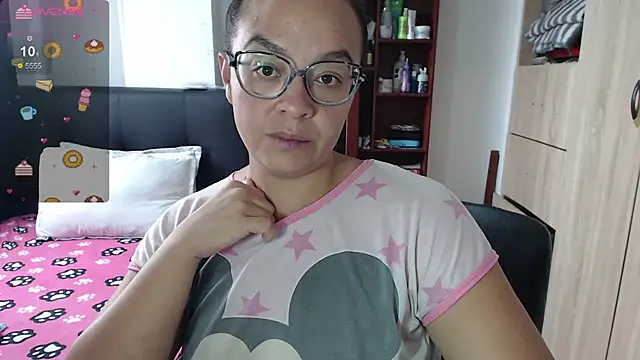 Snapshot of miia-big1boobs_ chatting on 14, 2, 2025 miia-big1boobs online show from 14, 2, 2025