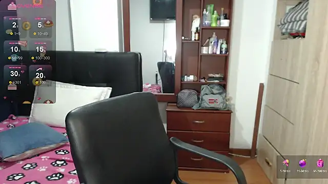 Snapshot of miia-big1boobs_ chatting on 21, 2, 2025 miia-big1boobs online show from 21, 2, 2025