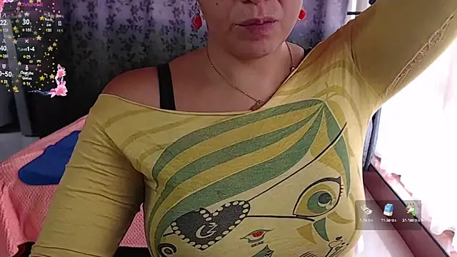 Snapshot of miia-big1boobs_ chatting on 28, 10, 2025 miia-big1boobs online show from 28, 10, 2025