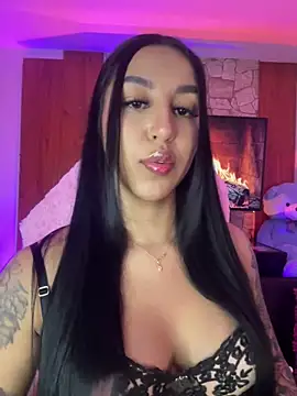 Snapshot of Tamara_Roberts1 chatting on 29, 3, 2026 Tamara Roberts1 online show from 29, 3, 2026