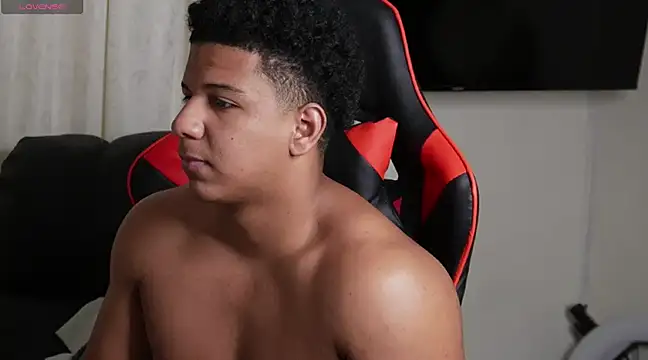 Snapshot of May_Dylan1 chatting on 29, 12, 2024 May Dylan1 online show from 29, 12, 2024