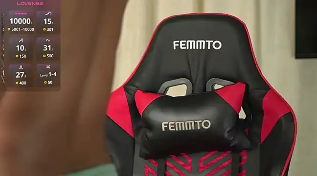 Snapshot of May_Dylan1 chatting on 30, 12, 2024 May Dylan1 online show from 30, 12, 2024