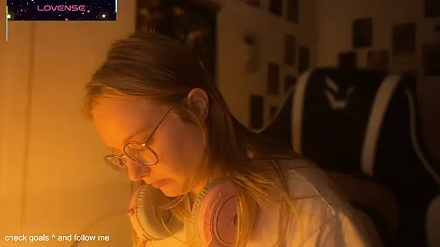 JacyWinslat online show from 21, 10, 2025