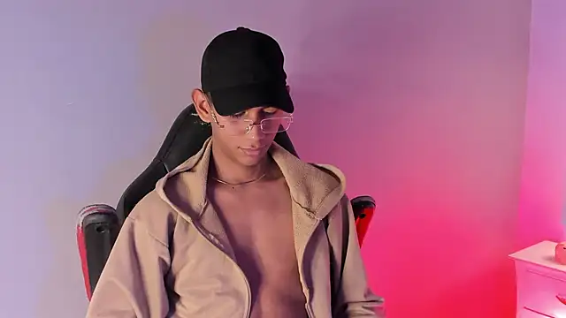 Nick Collins18 online show from 15, 10, 2025