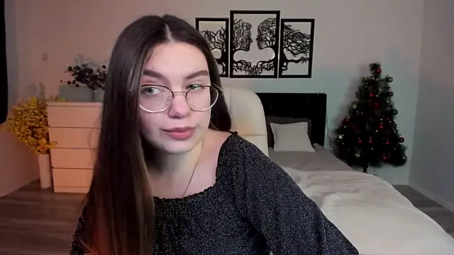 DaniellaLovely online show from 22, 12, 2024