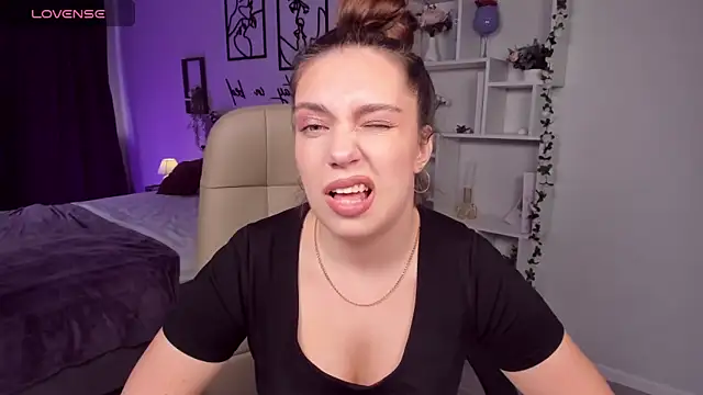 DaniellaLovely online show from 27, 9, 2025