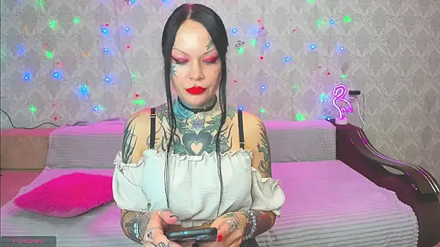 Megan Black Moon online show from 16, 3, 2025