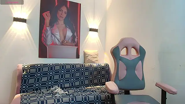 Snapshot of vittorialombardi__ chatting on 22, 5, 2026 vittorialombardi online show from 22, 5, 2026
