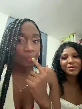 Snapshot of EscorpiLeoncita chatting on 15, 2, 2026 EscorpiLeoncita online show from 15, 2, 2026